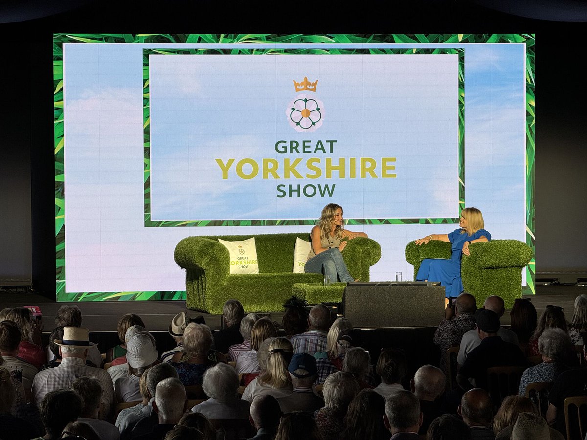 AV Matrix tweet media