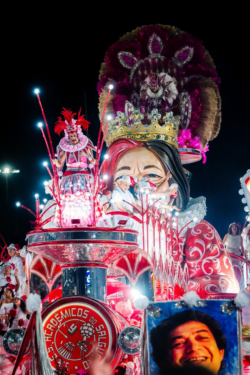 Carnavalize tweet media