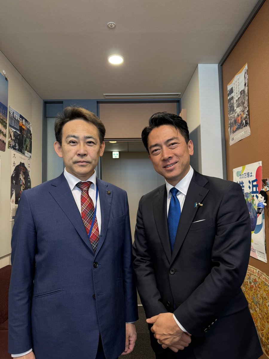 国会の初日に北海道函館市の大泉市長<a href="/oizumi_jun/">大泉じゅん</a> がフラっと顔を出してくださいました。小泉・大泉コンビ。市長、いつもありがとうございます！