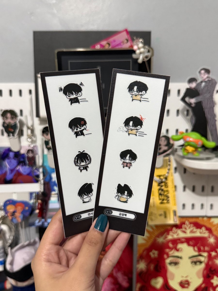 sjsieun's tweet photo. when you get your money’s worth buying a zine where everything in it is so beautiful 💗 https://t.co/ud7PPqUKMi