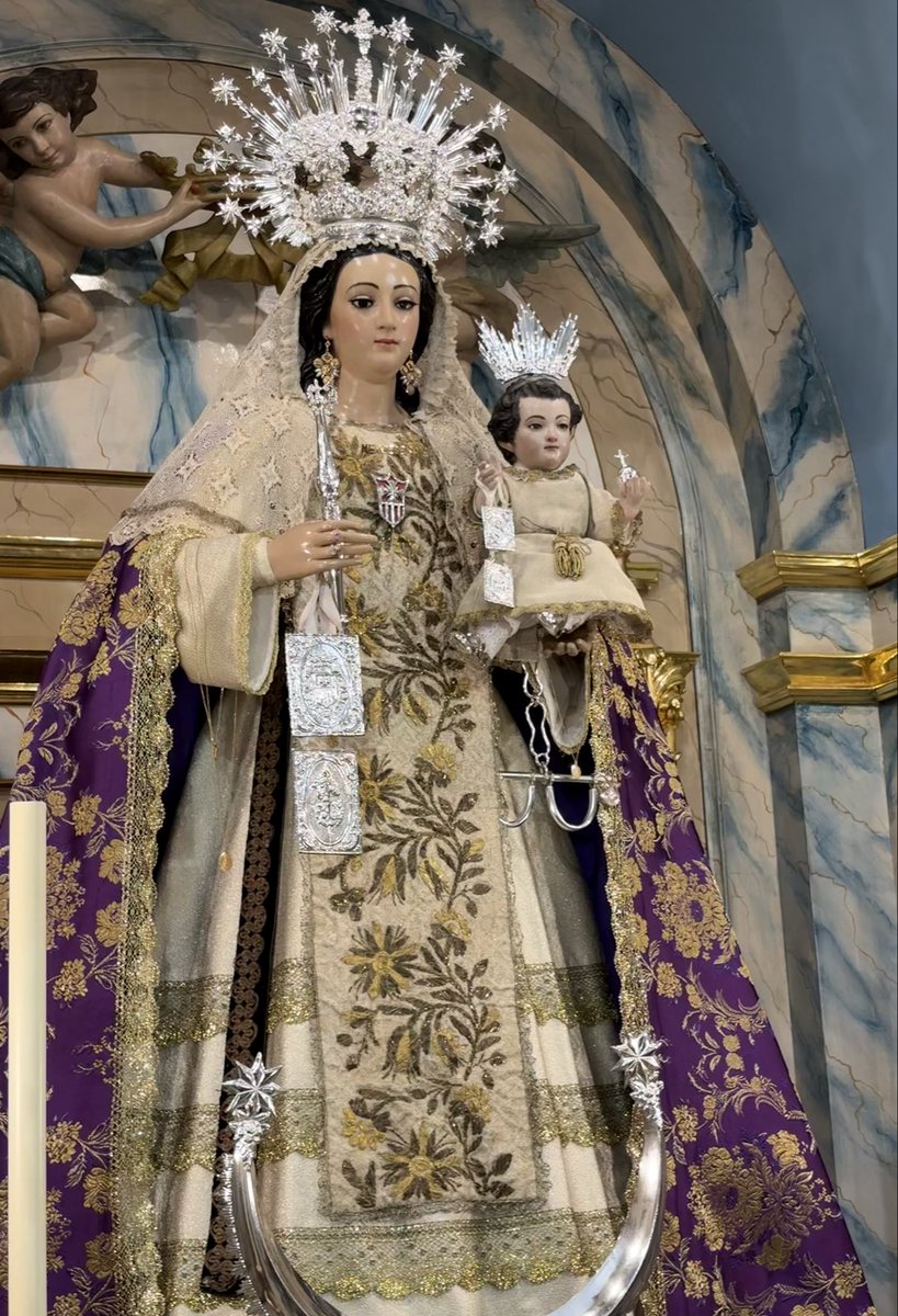 #ACTUALIDAD | CUARESMA

La Santísima Virgen de las Mercedes ha amanecido hoy, Miércoles de Ceniza, ataviada para el tiempo de Cuaresma que comenzamos.