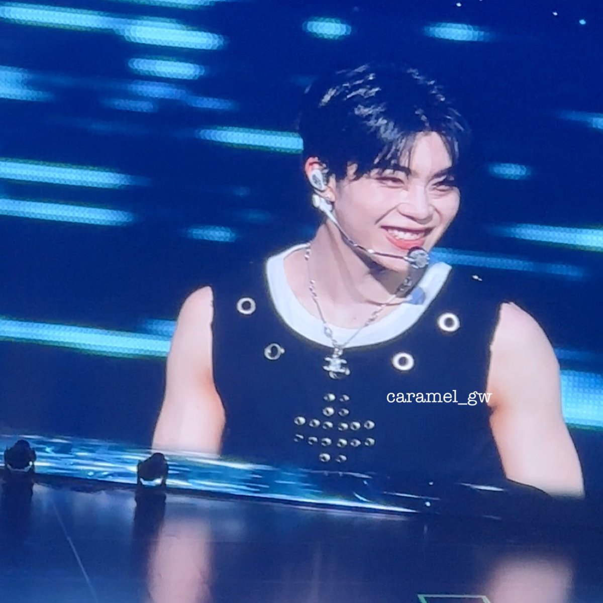 260218

🖤

#박건욱 #PARKGUNWOOK #朴乾旭 #ZB1 #ZEROBASEONE #제로베이스원 #パクゴヌク