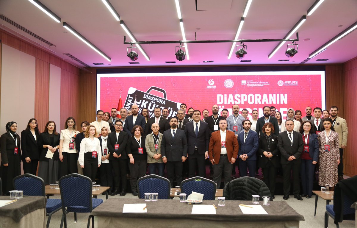 Yunus Emre Enstitüsü tweet media