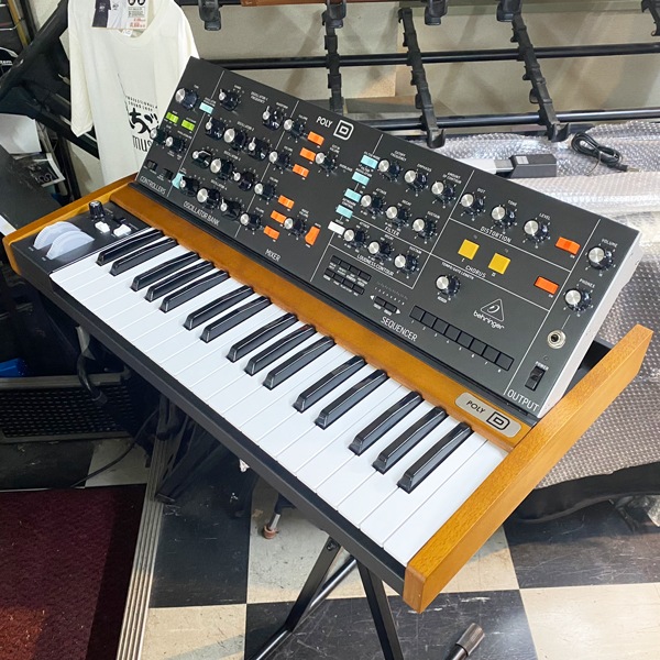 プライスダウンページ更新！ Roland TR-808 と同等の音源回路を採用