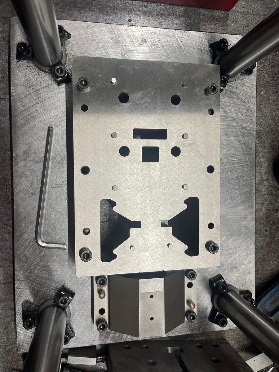 ThreewayPressings tweet media