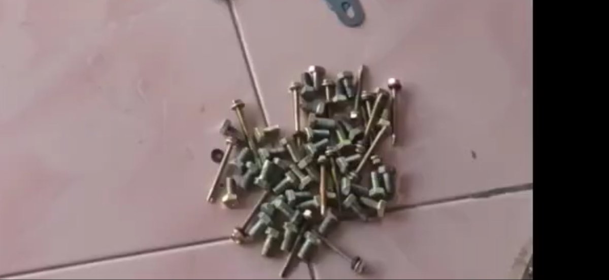 Media Sosial tweet media