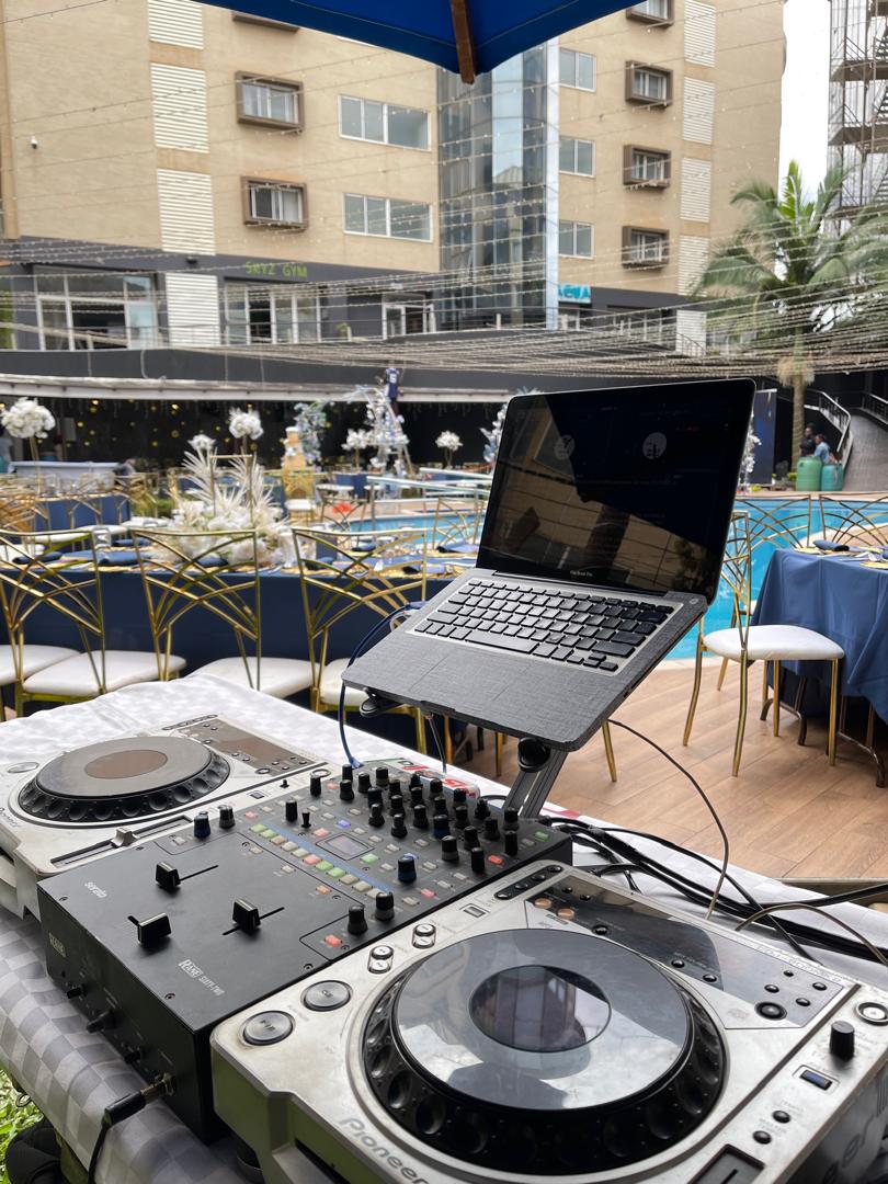 kajjubij's tweet photo. Planning a:
🎉 Wedding
🎓 Graduation
🏢 Corporate Event
🎂 Birthday Party
We’ve got the sound covered!
Professional setup. Crystal clear audio. Affordable rates.
📞 Book early to avoid last-minute stress!
0777602515 || 0703964978 https://t.co/ssMc9NGGV2