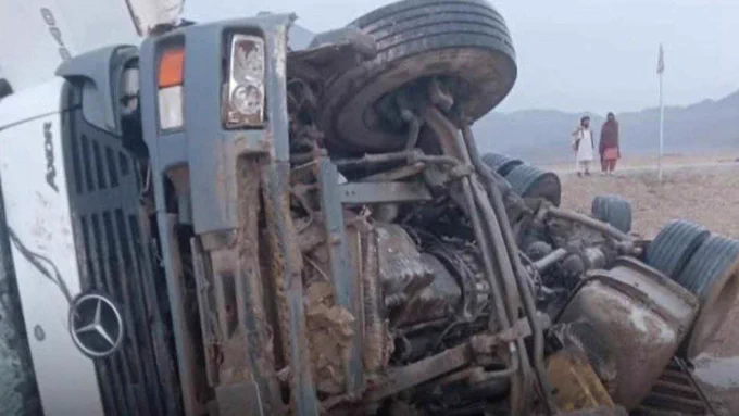 تصادف مرگبار در شاهراه کابل-قندهار جان سه نفر را گرفت