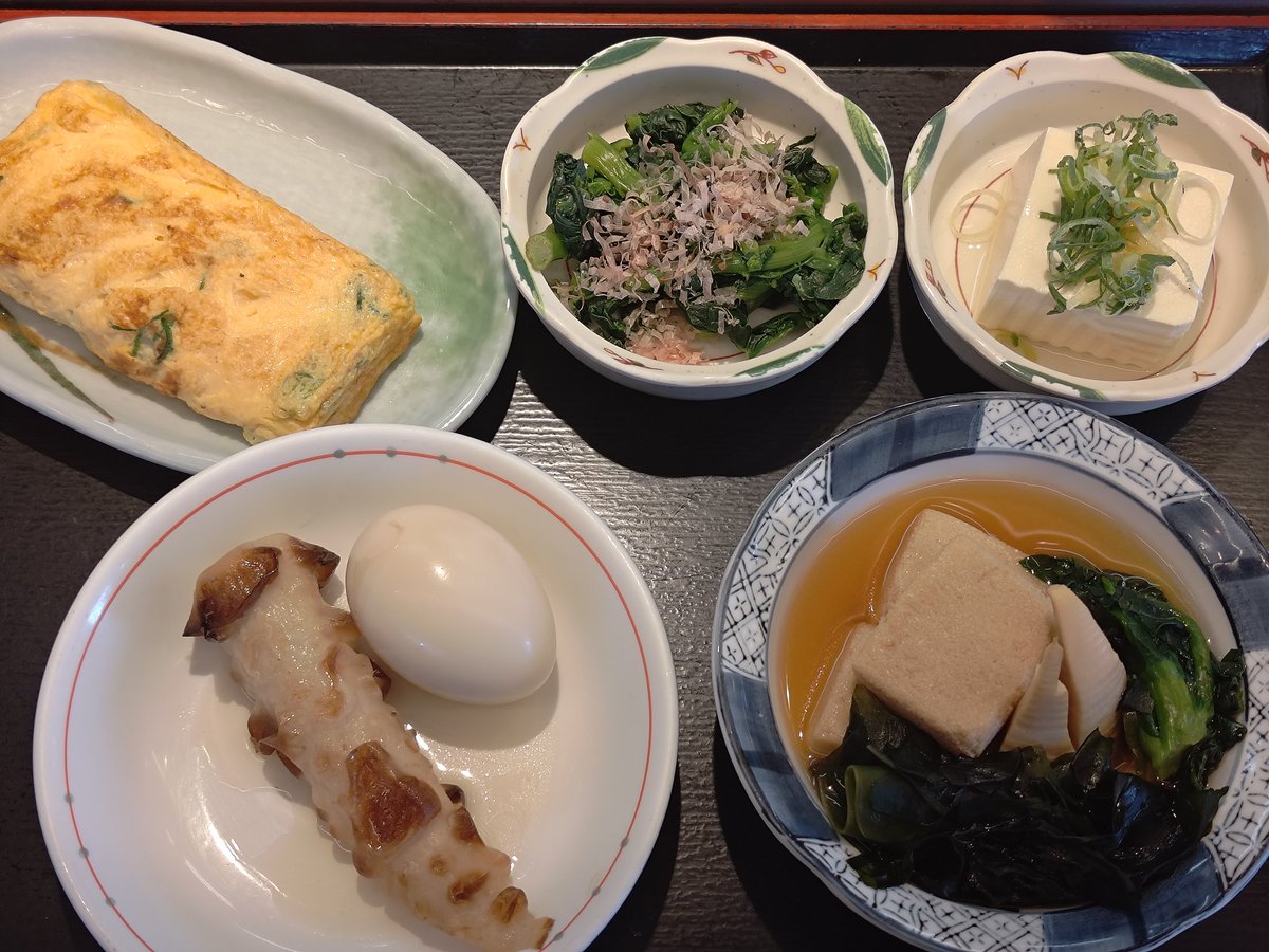 炭水化物抜きダイエットのため。今週お試しでやってるんだけど割り切る