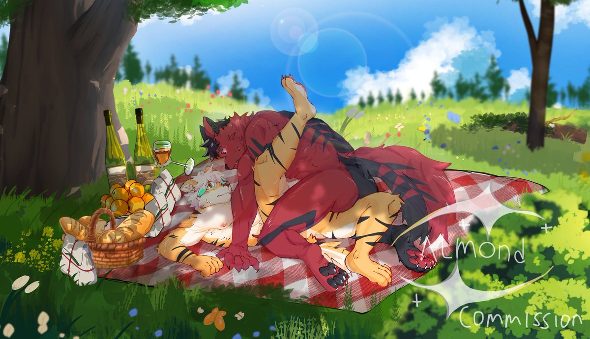 almond •| COMMS OPEN tweet media