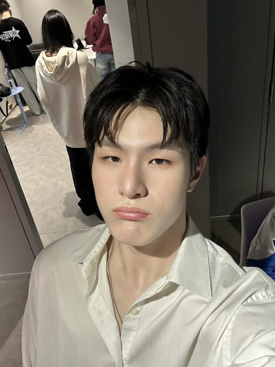 วันนี้หน้าผมทำเองง เต็ม 10 ให้เท่าไหร่คับพี่ๆๆ