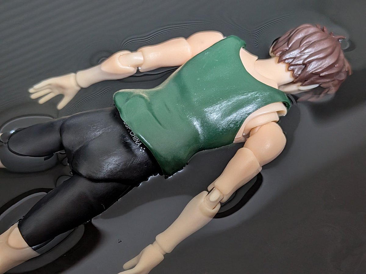 ヒイロのフィギュア届いた