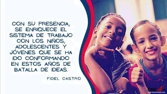 torresyoana2's tweet photo. #DíaDelInstructorDeArte
Gracias a los instructores de arte, cada pincelada, cada nota y cada movimiento se convierten en caminos de expresión.
#ArteQueTransforma
@CubaMined https://t.co/0nsHEHMqV1