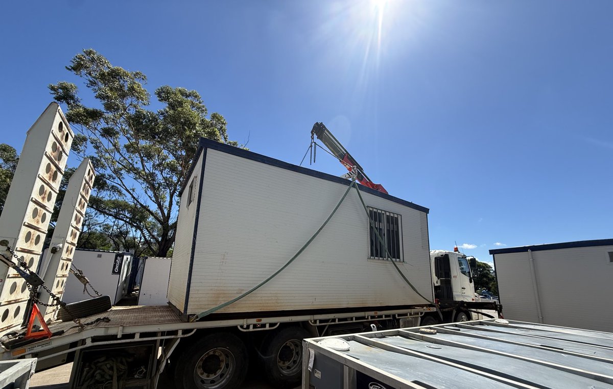 Crazy Cats Outback tweet media