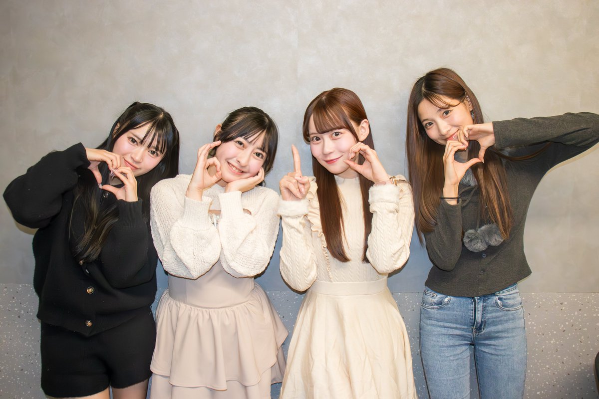 TikTok配信ありがとうございました🫶✨
たくさんコメントくれて本当に嬉しかったです！

画面越しでもちゃんと届いてるし、
みんながいてくれるから配信が楽しいって改めて思いました💞

今日見てくれたみんなに絶対会いたいので
ワンマンライブで待ってます❣️

『log you 1stワンマンライブ〜call you