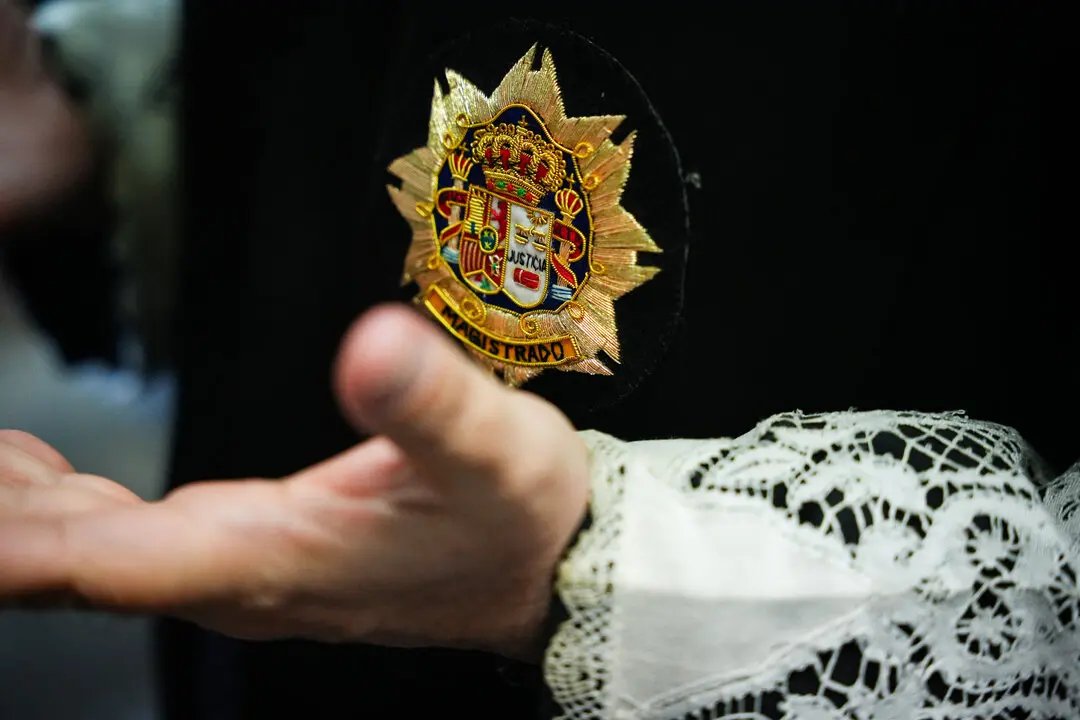 La independencia judicial: Bolaños anuncia que 125 de los 500 nuevos jueces serán nombrados por el cuarto turno, es decir, sin pasar por las oposiciones, por la puerta de atrás, de esta gente no puedes esperar juego limpio