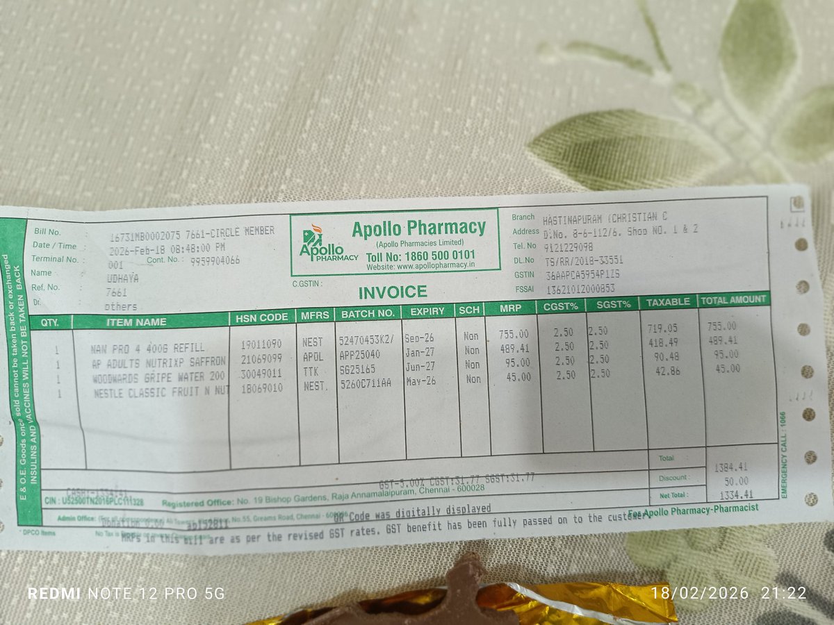 kssr55's tweet photo. @Nestle @NestleUSA @NestleIndia today I purchased Nestle classic chocolate @ApolloPharmacy  Hastinapuram,hyd. Please check below images of chocolate, how it's damaged and eat some rats / Ants. @upasanakonidela please see @GHMCOnline @cfs_telangana please take necessary action https://t.co/Wbsbo3GmCW