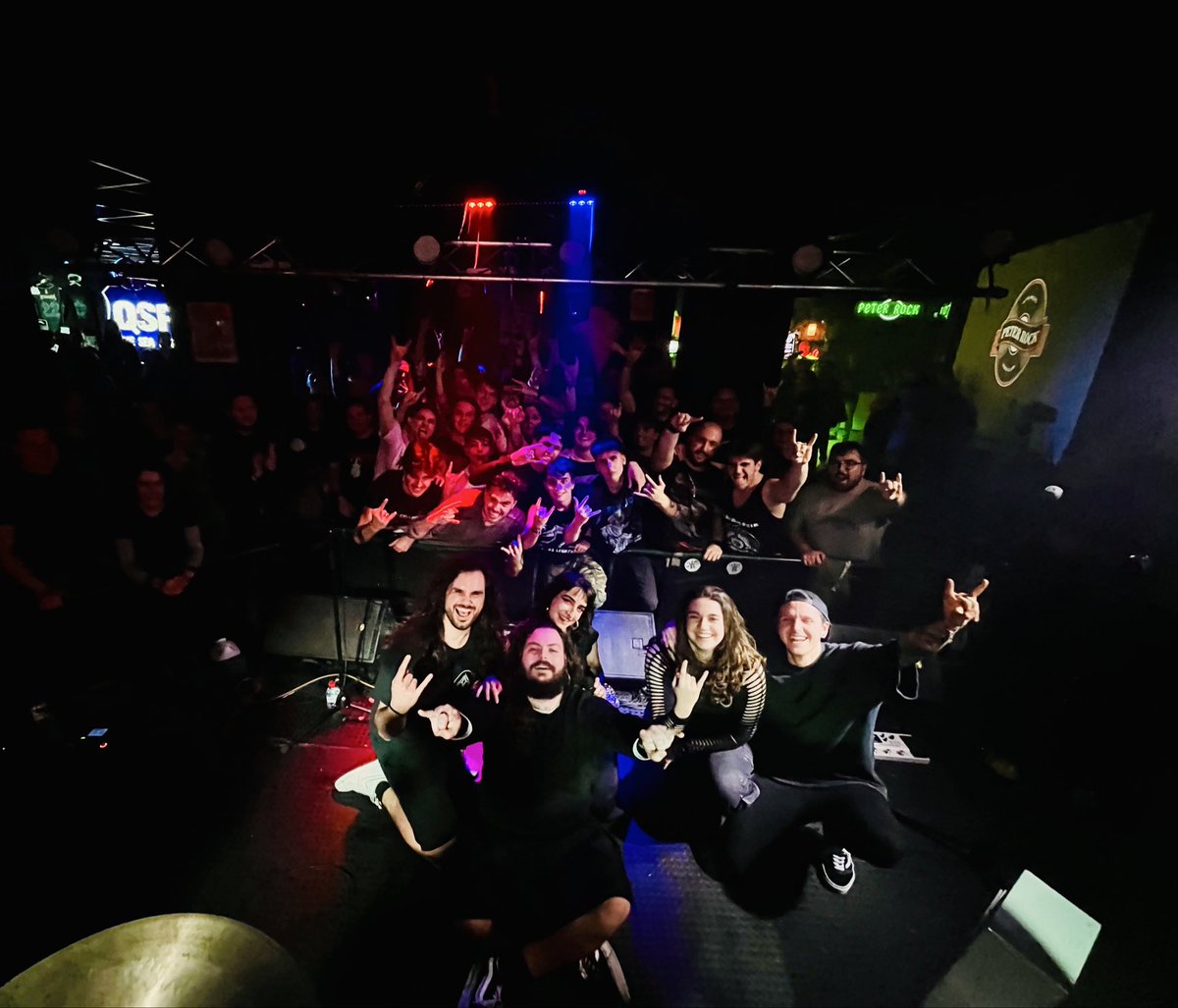 whitedemon tweet media