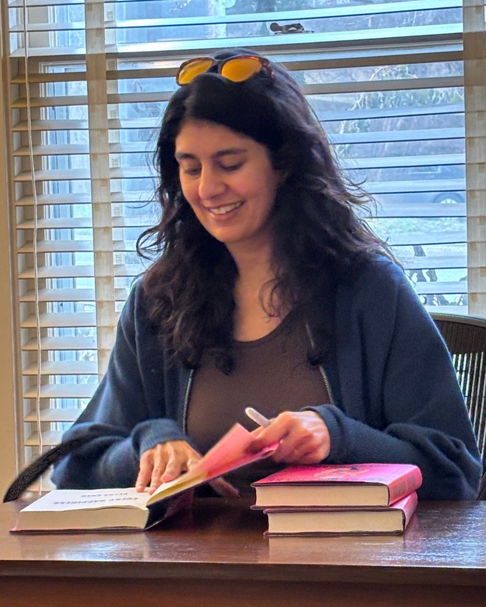 Michener Center for Writers tweet media