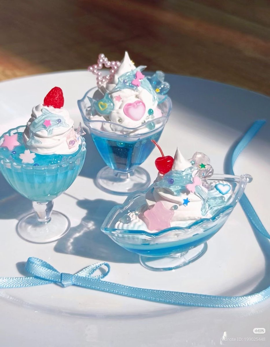 sweetxdessert's tweet image. &amp;lt;3