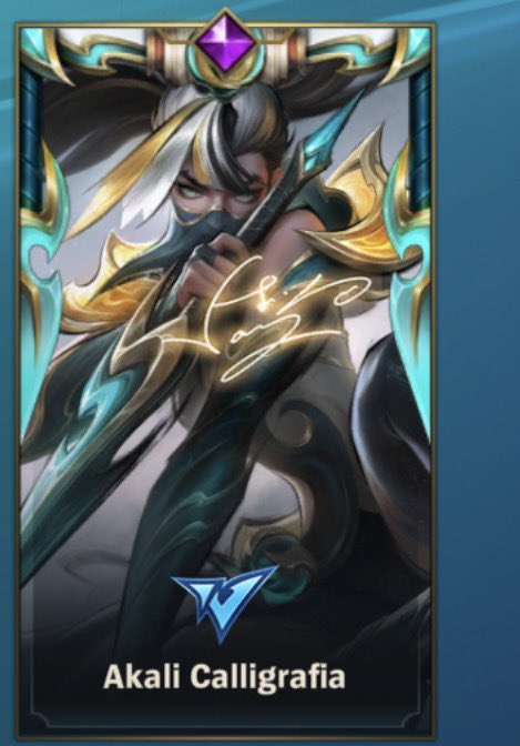 JUrsus's tweet image. Old vs new
After months of owning this skin it was modified adding Jay chou’s signature.
I have bought this skin months ago when I didn’t know Jay Chou ,or his controversies, 
Adding this modification months after the purchase is quite disingenuous.