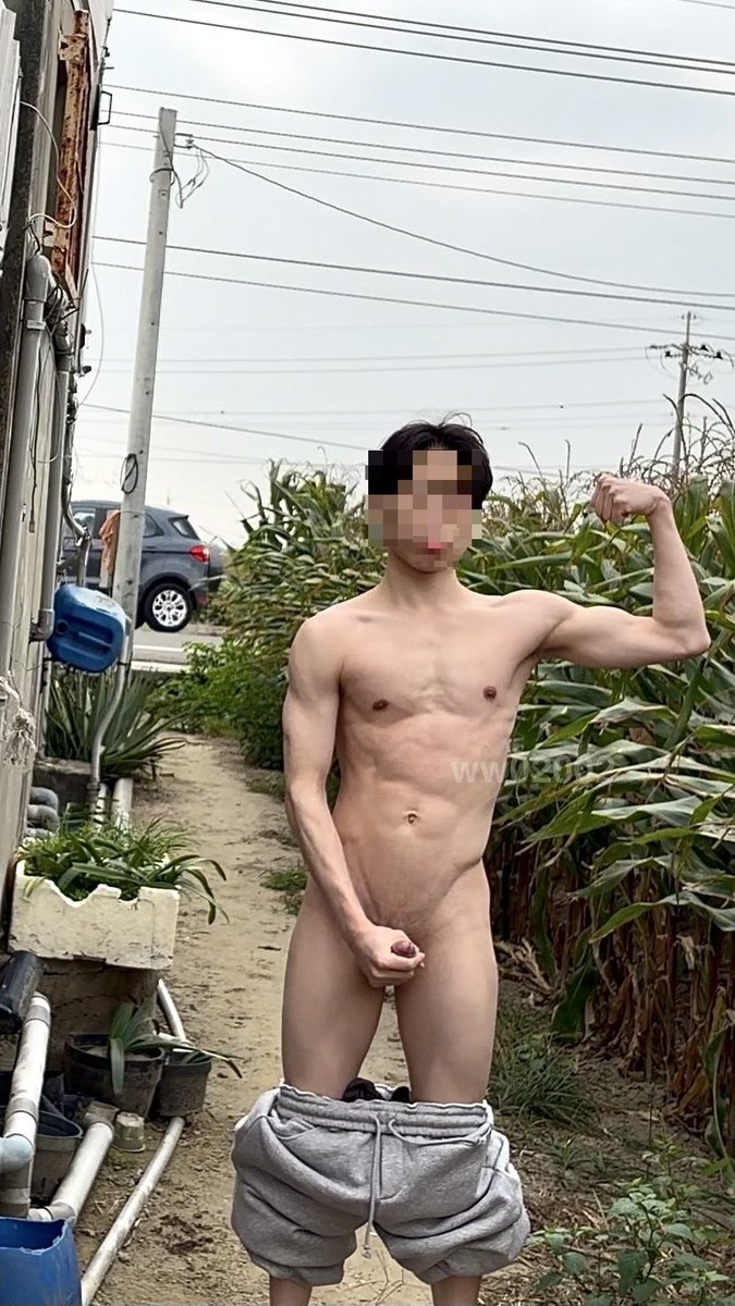 ww02002's tweet photo. 趕在初二結束前發文
🧨🧧🎆 https://t.co/6lQPAVECCR