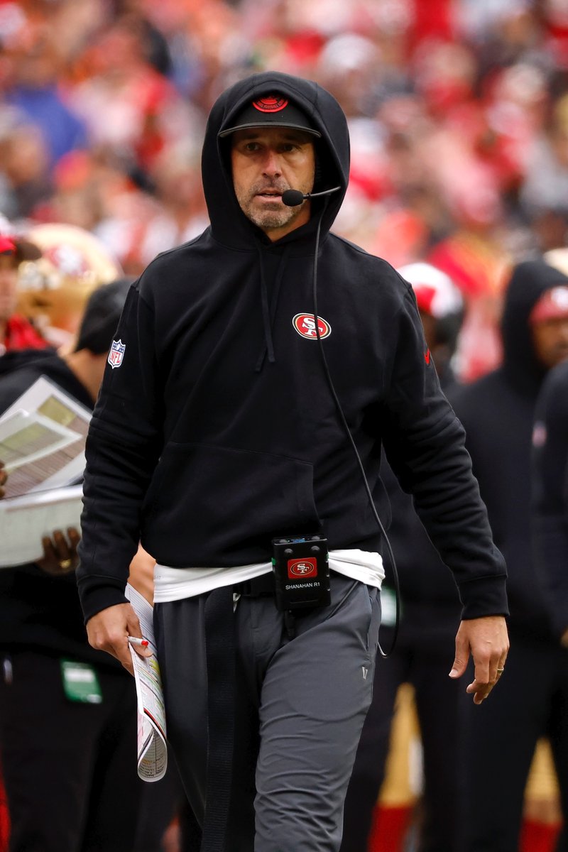 BetMGM's tweet photo. The 49ers in 2026:

-38,000 miles travelled (most ever)
-54 Time Zones crossed
-Playing the Rams in Australia
-Home game in Mexico City

Roger Goodell is really trying to save the Niners from the electrical substation 😭 https://t.co/062tCLSqpZ