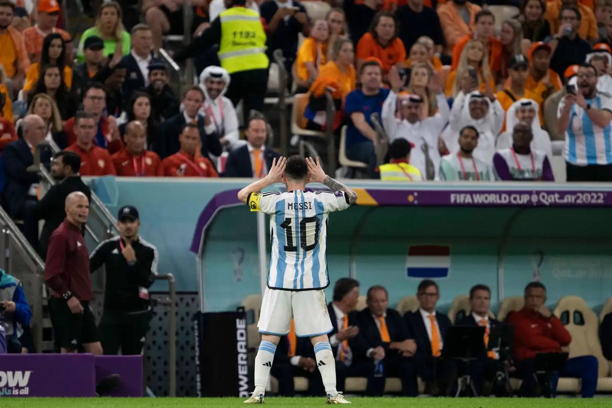 They called him “cold” when he did this btw. 

Hypocrites😂😂😂