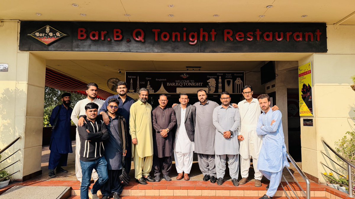 Lunch hosted by Deputy Director Information Sindh <a href="/LatifSarang/">Sarang latif chandio</a> Bhai with all Team in honor of Jayale <a href="/BasharatAliPPP/">Basharat Ali</a> who travelled from Lahore — a wonderful gathering filled with meaningful discussions, warmth, and camaraderie. ♥️