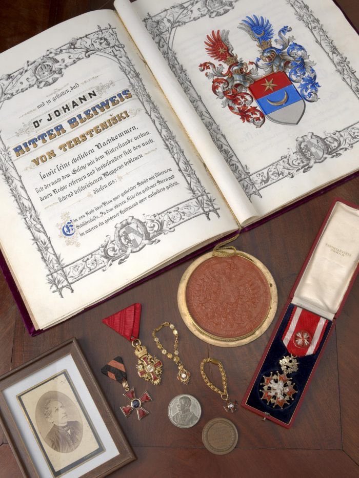 Bleiweisa so privrženci in nasprotniki razglasili za očeta slovenskega naroda oziroma slovenske domovine. Nekateri so ga ljubkovalno imenovali tudi očka. Za očeta naroda so ga označili celo kranjski Nemci, ampak porogljivo, ker so trdili, da ta narod ne obstaja.