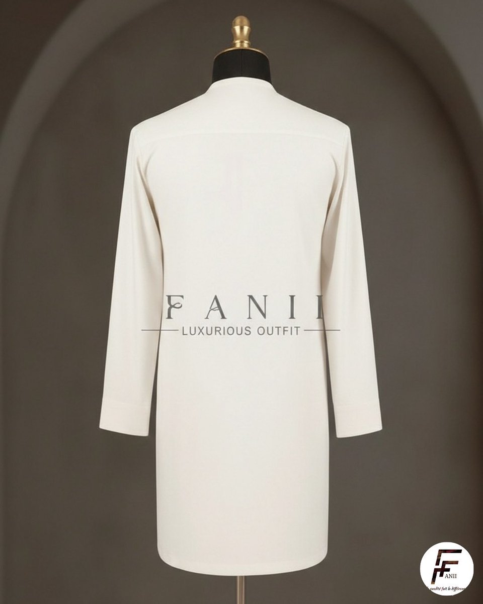 FANIIGROUPE2's tweet photo. LUXURIOUS OUTFIT ✨ KAFTAN 

📍 Disponible boutique et en ligne.
📥 Contactez-nous par DM pour plus d’informations.
🚀 Livraison disponible partout dans le monde. 

#Fanii #ModeMasculine #AfricanFashion #LuxuryWear #StyleAfricain #GentlemanStyle #luxuriousoutfit #luxurious https://t.co/z2NYwteZ0I
