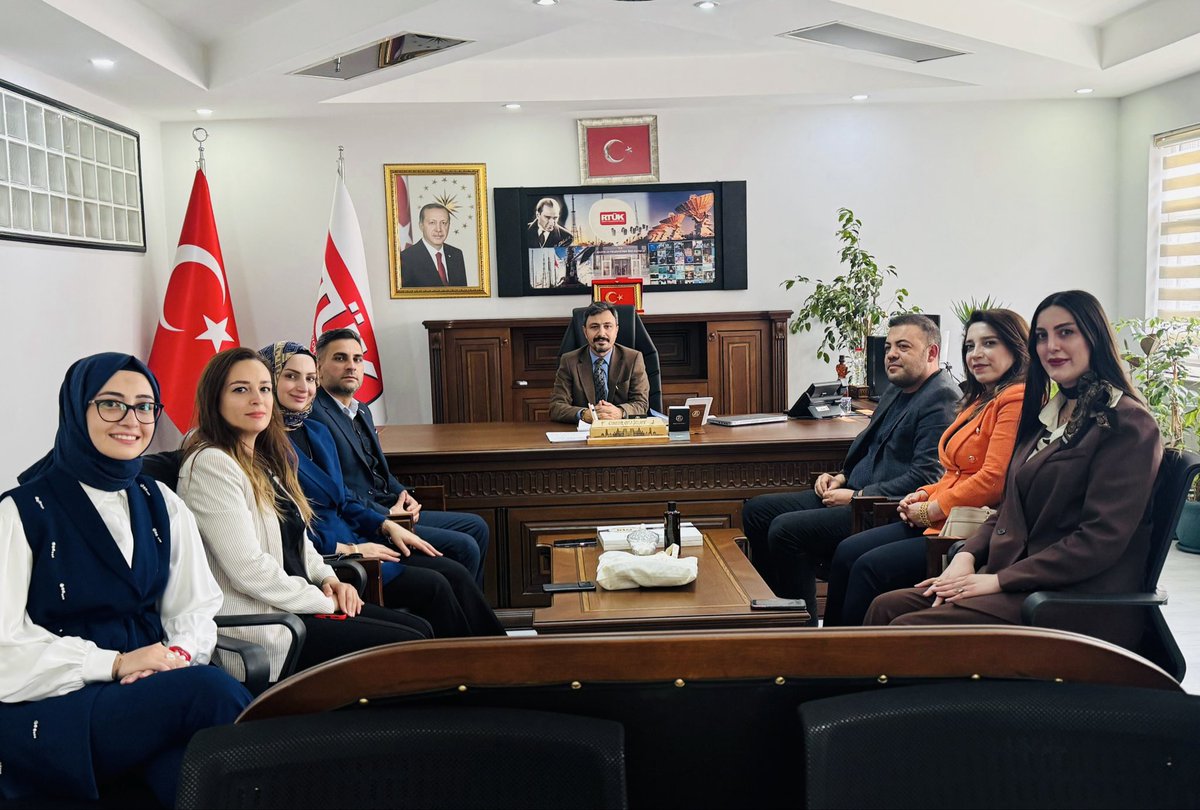 Radyo ve Televizyon Üst Kurulu (RTÜK) Bölge Müdürü Ömer Buğday’ı ziyaret ederek bağımlılıkla mücadele çalışmalarımız üzerine verimli bir görüşme gerçekleştirdik. <a href="/1920yesilay/">Yeşilay</a> <a href="/vali_zorluoglu/">Murat Zorluoğlu</a> <a href="/OmerBugday_99/">Ömer Buğday</a>