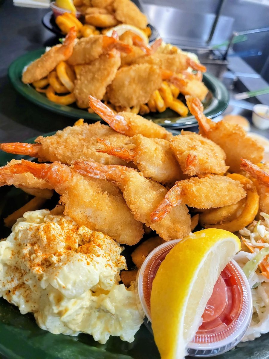 #Lent is now officially underway. In addition to a traditional Fish Fry, a Shrimp fry option is also available! 🍤🍟