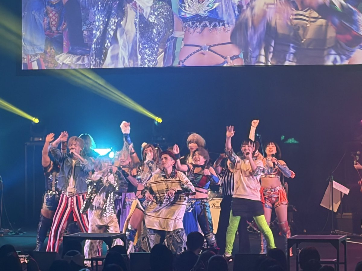 からん tweet media