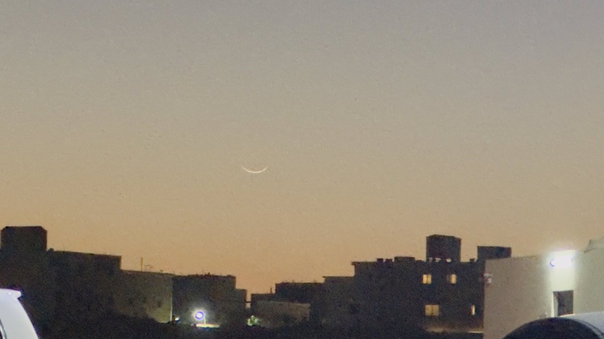 اول يوم رمضان .. تصويري اثناء خروجي من صلاة المغرب - الرياض حي ضاحية نمار 3020
#رمضان_كريم