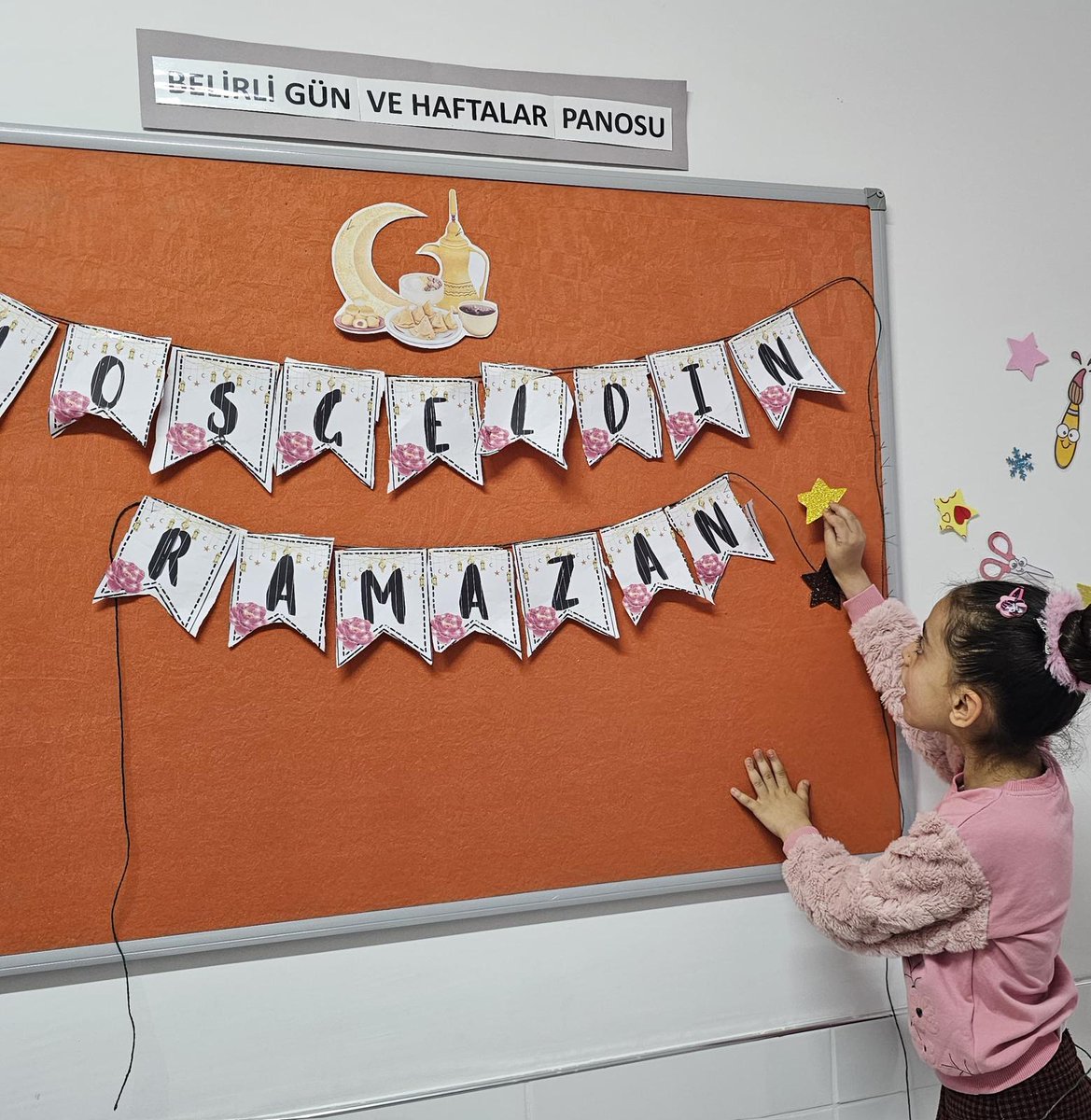 Okullarımız, Ramazan’ın maneviyatını eğitim iklimimize taşıyarak bu müstesna ayı karşılamaya hazırlanmaya devam ediyor. 🌟

<a href="/tcmeb/">Millî Eğitim Bakanlığı</a> <a href="/izmir_ilmem/">İzmir İl Milli Eğitim Müdürlüğü</a> <a href="/ibrahimdogru14/">ibrahim DOĞRU</a>