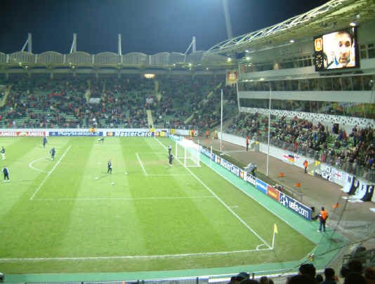 gallowgateSJP's tweet photo. Bayer Leverkusen 1 #NUFC 3 
BayArena 2003 1,500 Geordies https://t.co/MTiN6JUpn8