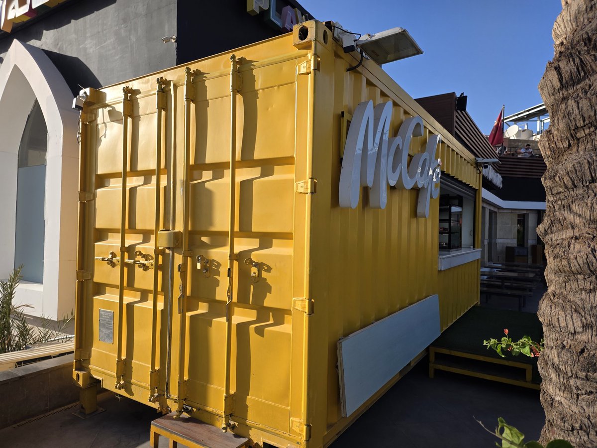 Martin Ladyr tweet media