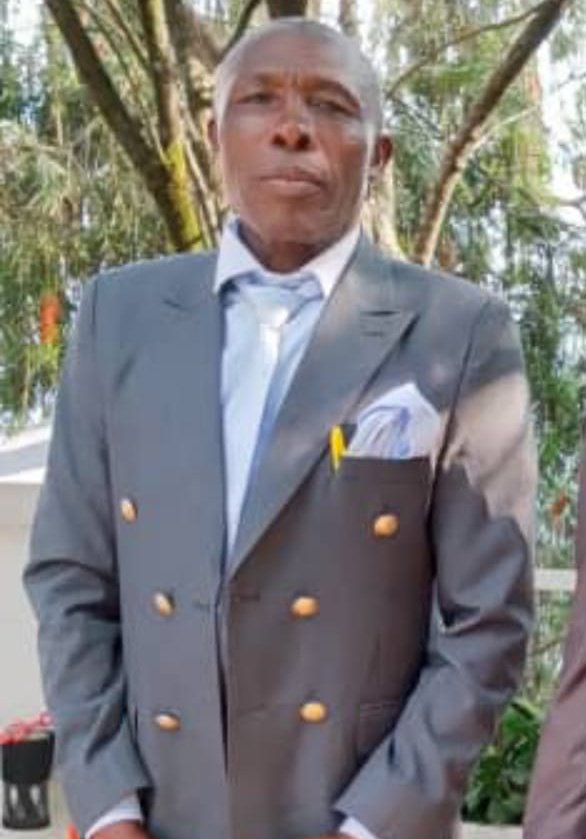 Erwan_reverend's tweet photo. 🚨ENLÈVEMENT À #GOMA : 🚨

L'ARMÉE #RWANDAISE #RDF #M23 KIDNAPPE LE PARENTS D’UN ACTIVISTE DE LA #LUCHA

À #GOMA, la situation devient de plus en plus alarmante.

Les parents de l’activiste Espoir-Aspirine, membre du mouvement citoyen Lutte pour le Changement (#LUCHA), ont été enlevée à #Mugunga, par l'armée #rwandaise #RDF_AFC_M23.

Jusqu’à cette heure, aucune justification officielle n’a été donnée.
 Les parents d'une  famille prise pour cible.

• Les civils ne sont pas des instruments de pression.
• Les familles ne doivent jamais payer pour l’engagement d’un proche.

Nous exigeons :
🛑 Leurs libération immédiate et sans condition. 
🛑 La fin des enlèvements et des intimidations contre les populations civiles à #GOMA.

Trop, c’est trop.
La ville de #GOMA mérite la paix, pas la peur.