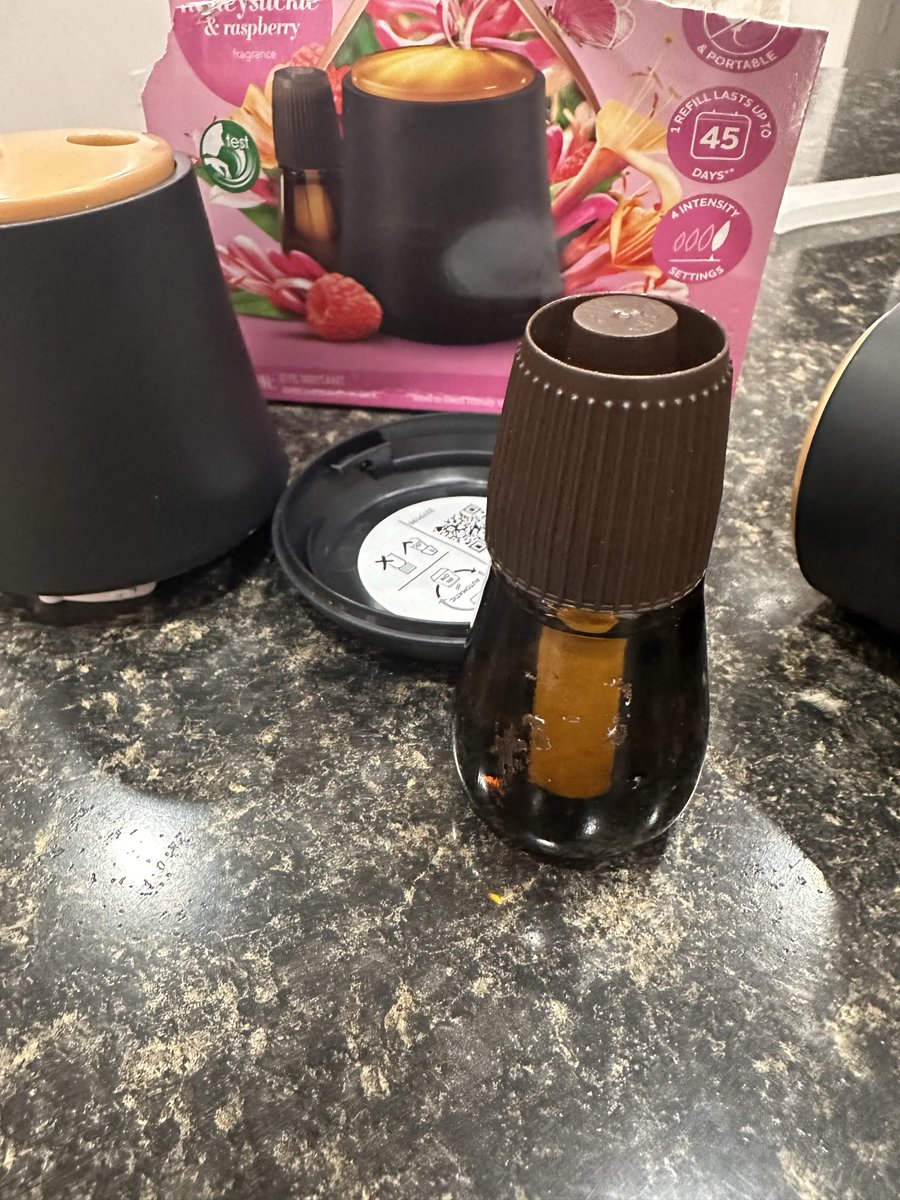 Zu aka Zumzum1 tweet media