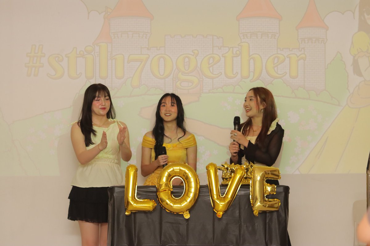 growy_ofc's tweet photo. #stil17ogether ✨

Terimakasih banyak kepada teman teman yang sudah hadir pada acara birthday party 17th @loveelygracee pada hari minggu kemarin https://t.co/TCk25HodGs