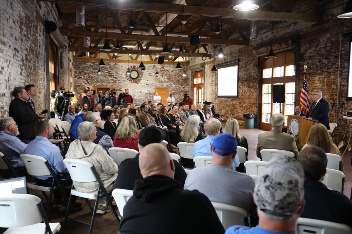 Hal Rogers tweet media