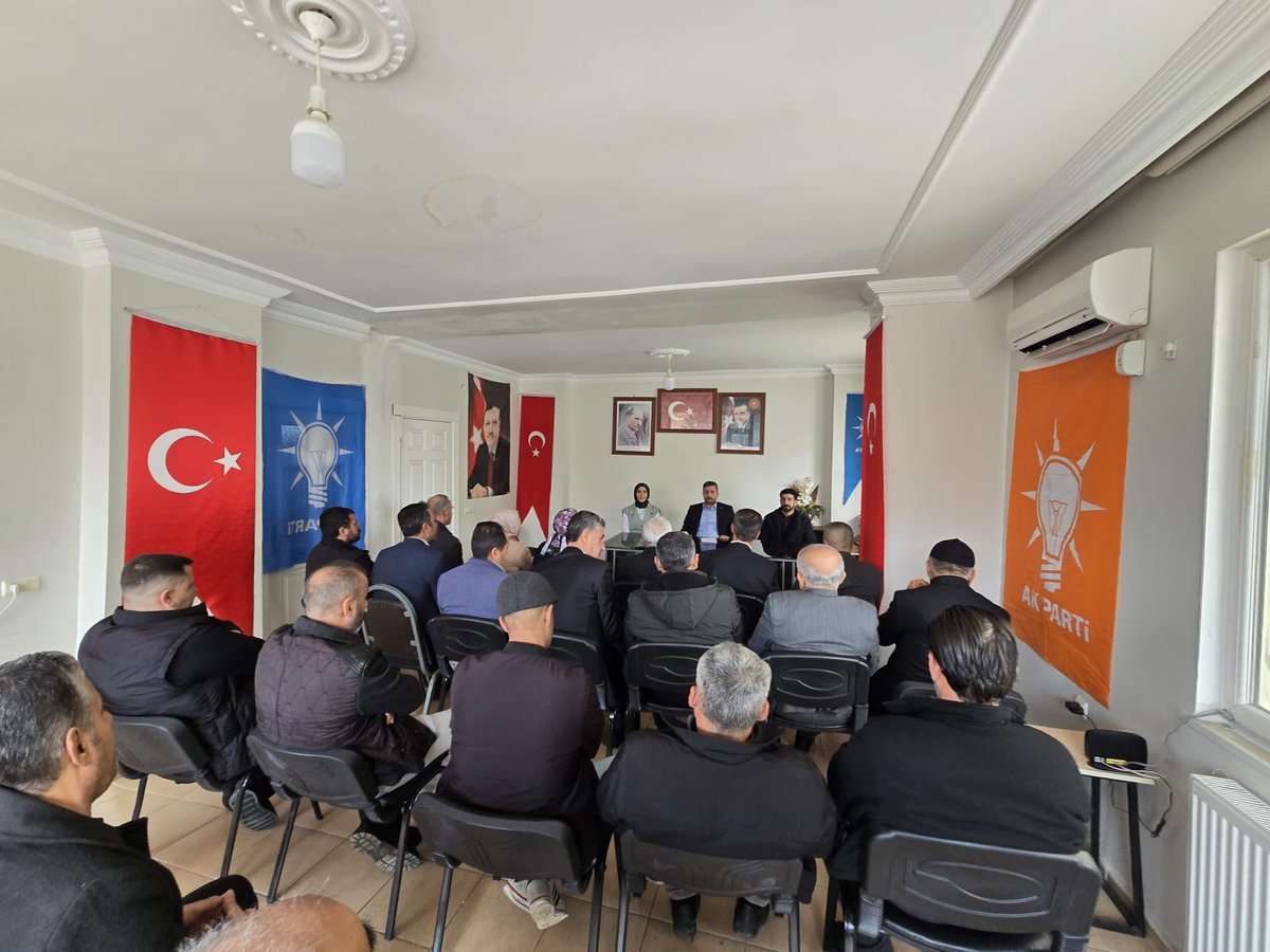 İlçe Başkanımız Sn. Volkan Karadeniz Başkanlığında; haftalık Yönetim ve Yürütme Kurulu Toplantısına İlçe Kadın Kolları Başkanımız Sn. Esra Karadaş katıldı.

Hayırlara vesile olması dileğiyle.