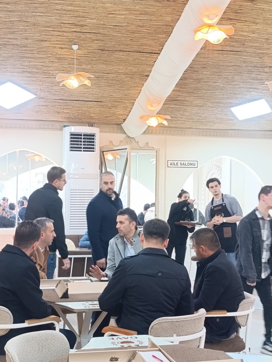 Taner ve Celil kardeşlerimize yeni işyerleri hayırlı olsun..