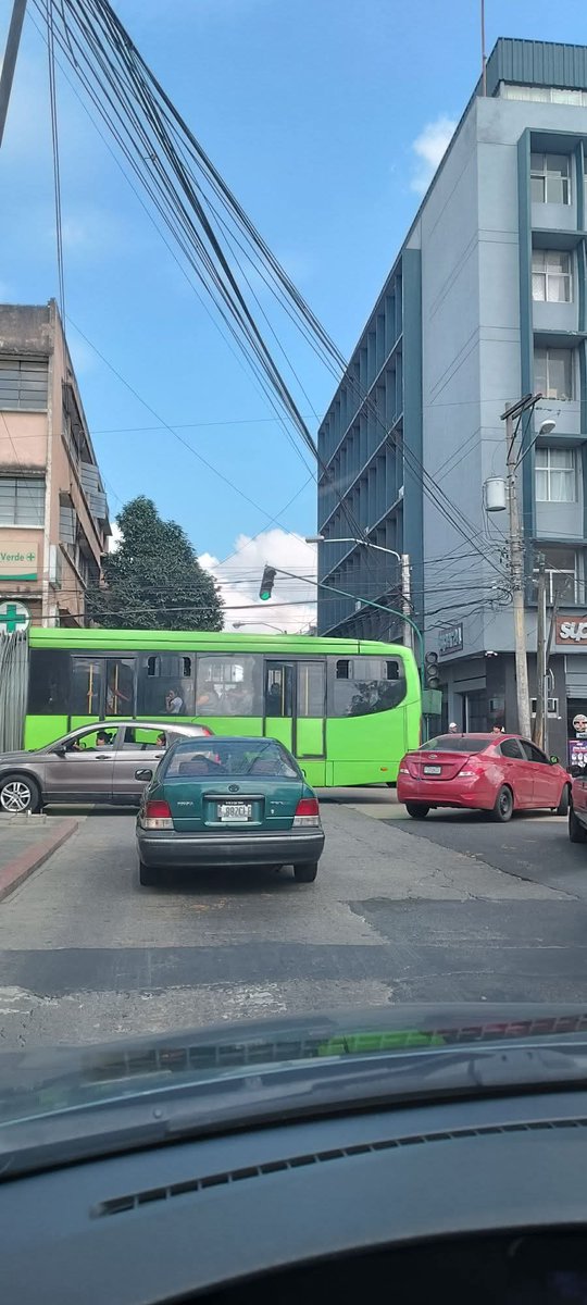 Ticajima's tweet photo. @PMTMuniGuate ¿Aplica para todos? ¿ O solo para los que no van de verde? https://t.co/641b2e6khh
