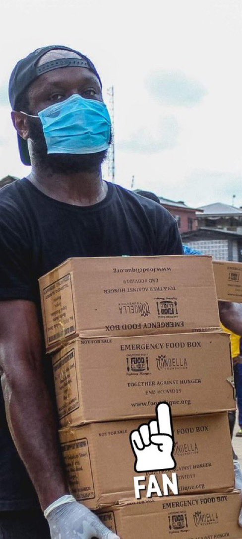 TheAjakeManger's tweet photo. Sharing expired hoarded Covid 19 palliative to impoverished Nigerians as food relief.
This is what Seyi and his City boys movement are doing https://t.co/sXDyVe9dLY