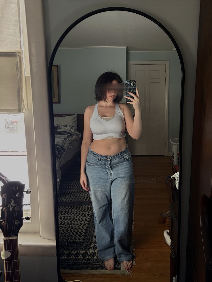 Mia Monroe tweet media