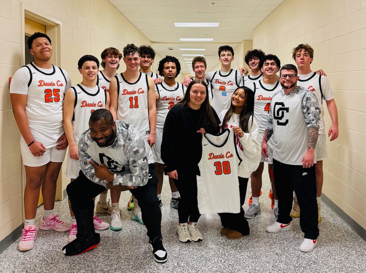 DCHSBoosterClub's tweet photo. A huge shout-out to @daviecountyhs_jvhoops on becoming the 2026 Junior Varsity Basketball Conference Champions! 

15-7 overall record 

9-1 conference record 

Congratulations! https://t.co/Z3FPl6zOb8