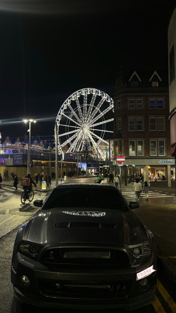 الدليل الكويتي في بريطانيا tweet media