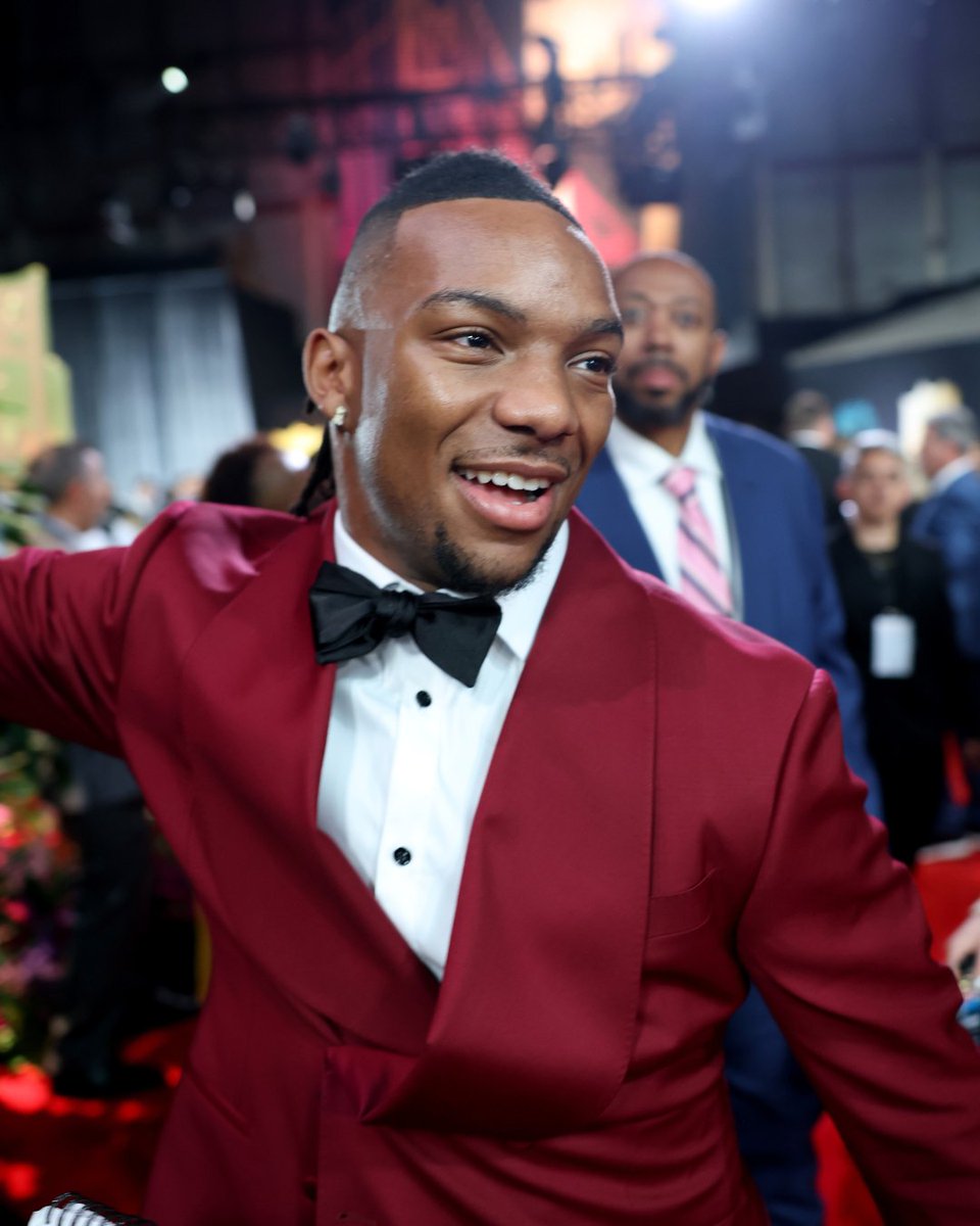 BijanRobFDN's tweet photo. Had a time at the NFL Honors 💚

#BiABlessing #NFLHonors https://t.co/G4wiqftFvd
